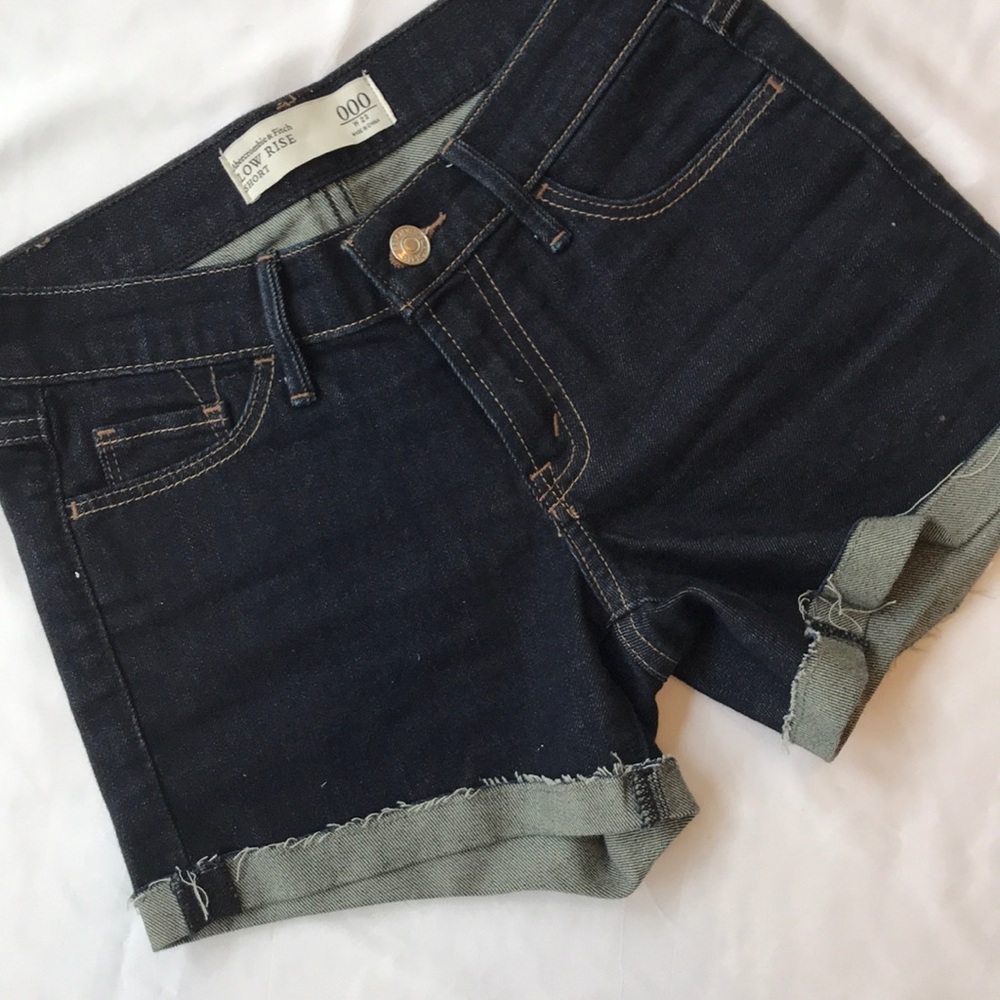 NWT Ambercrombie 000 low rise denim shorts - Picture 6 of 7